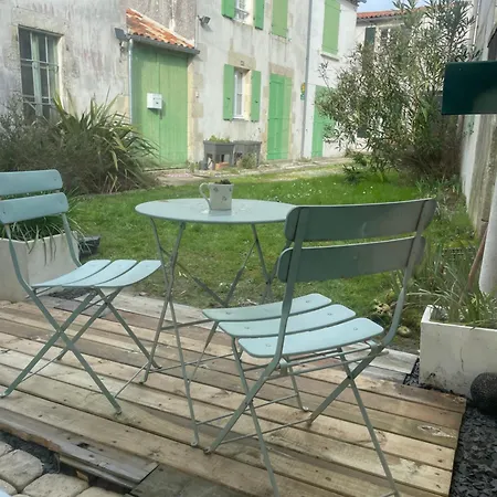 Maison Des Alouettes *